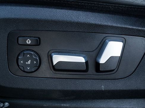 Used 2023 BMW X5 xDrive40i w/ Parking Assistance Package image 23