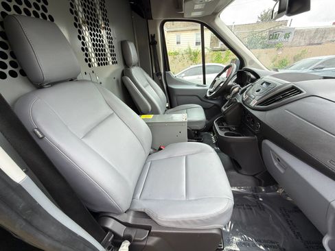 Used 2018 Ford Transit 250 148 Medium Roof RWD image 20