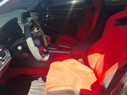 Used 2025 Honda Civic Type R image 22