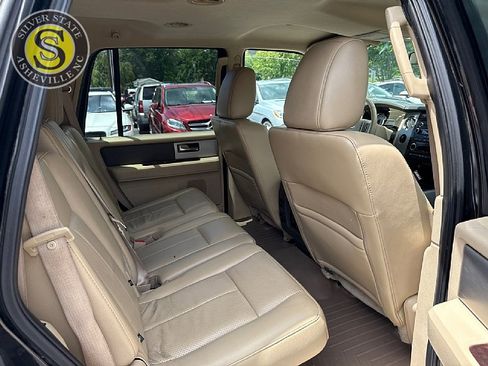Used 2014 Ford Expedition XLT w/ Equipment Group 202A image 14