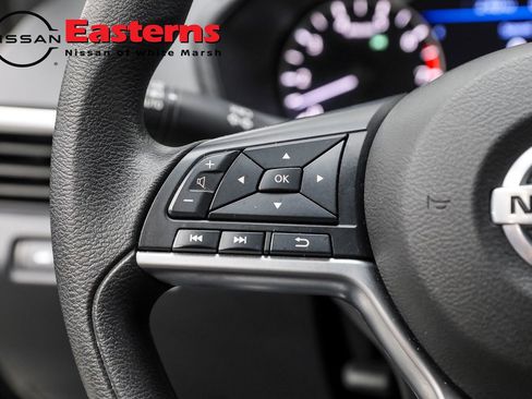 Used 2022 Nissan Altima 2.5 SV image 15