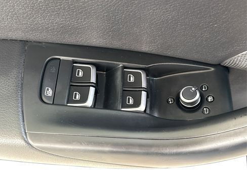 Used 2018 Audi Q3 2.0T Premium Plus image 20