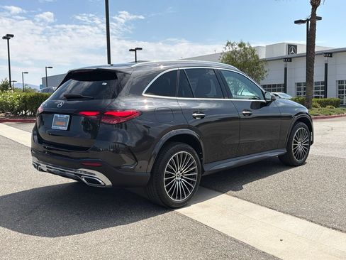 Used 2026 Mercedes-Benz GLC 300 image 7