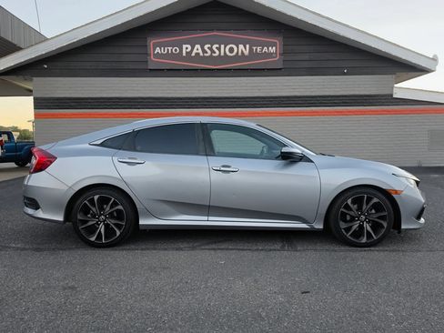 Used 2020 Honda Civic Sport image 6