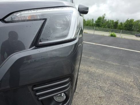 Certified 2023 Subaru Forester Limited AWD/4WD image 27