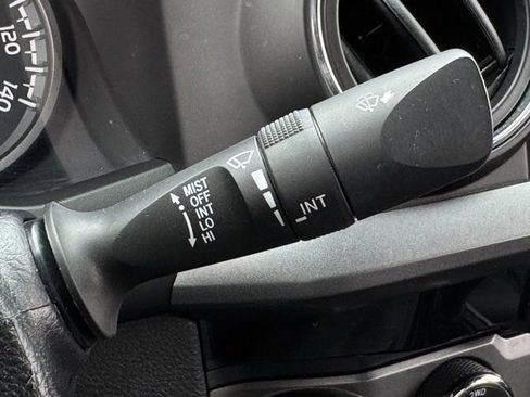 Used 2018 Toyota Tacoma TRD Sport image 22