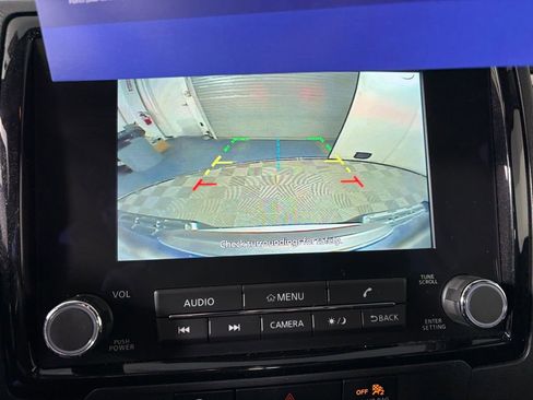 Used 2024 Nissan Frontier SV w/ SV Convenience Package image 19