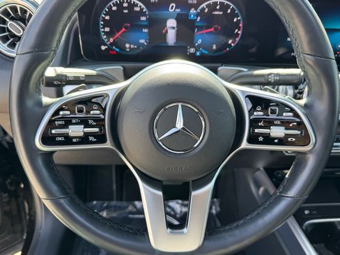 Certified 2023 Mercedes-Benz GLB 250 image 27