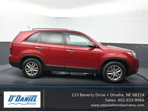 Used 2014 Kia Sorento LX FWD image 7