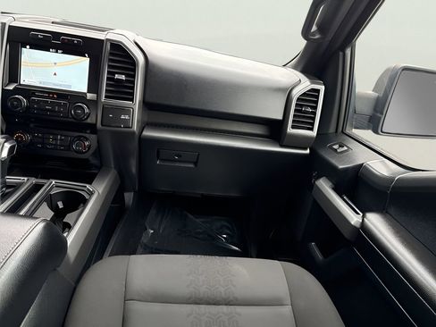 Used 2018 Ford F150 XLT w/ Equipment Group 301A Mid AWD/4WD image 15