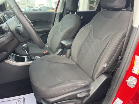 Used 2018 Jeep Compass Sport image 23