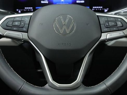 New 2025 Volkswagen Taos SE AWD/4WD image 13