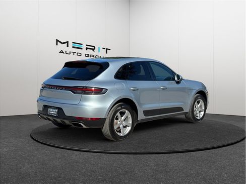 Used 2020 Porsche Macan AWD/4WD image 9