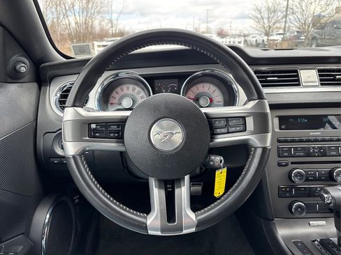 Used 2012 Ford Mustang Premium RWD image 19