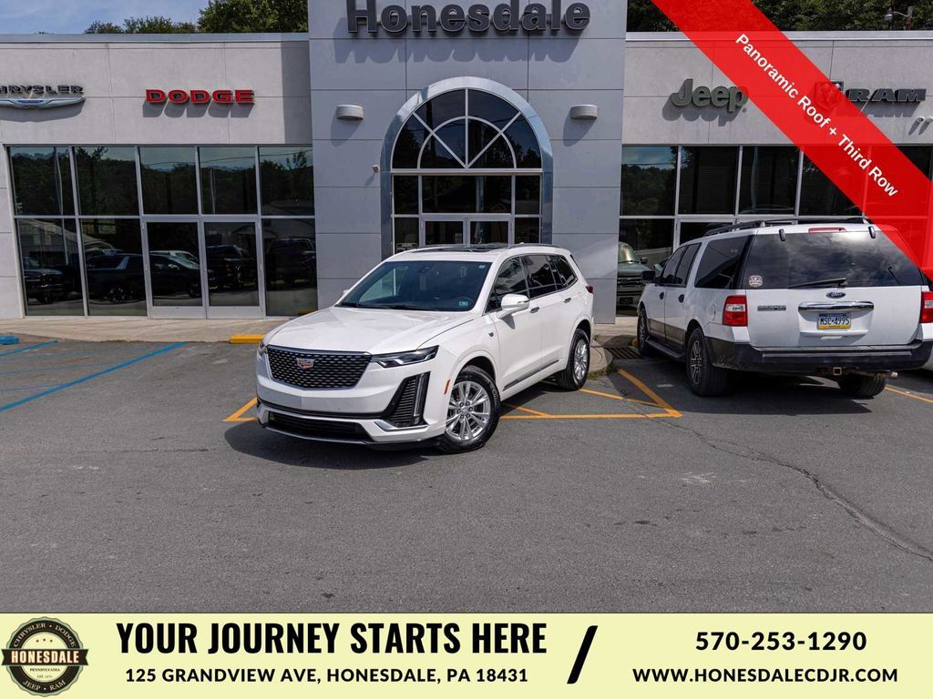 Used 2024 Cadillac XT6 Luxury w/ LPO, Floor Liner Package AWD/4WD image 1