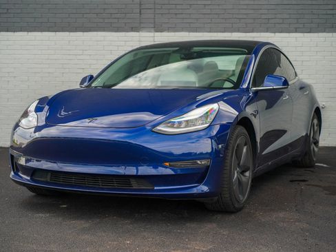 Used 2018 Tesla Model 3 Long Range AWD/4WD image 1