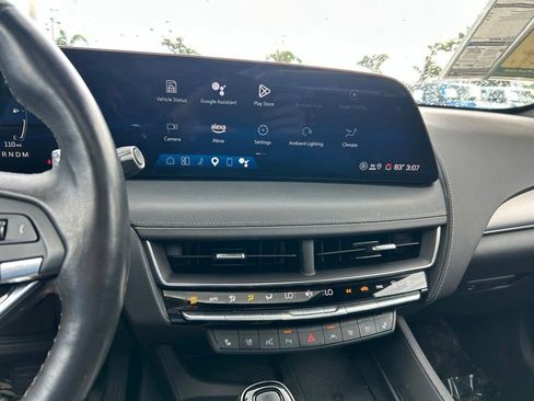 Used 2025 Cadillac CT5 Premium Luxury RWD image 32