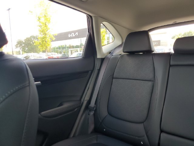 Certified 2025 Kia Seltos EX w/ EX Sunroof Package FWD image 11