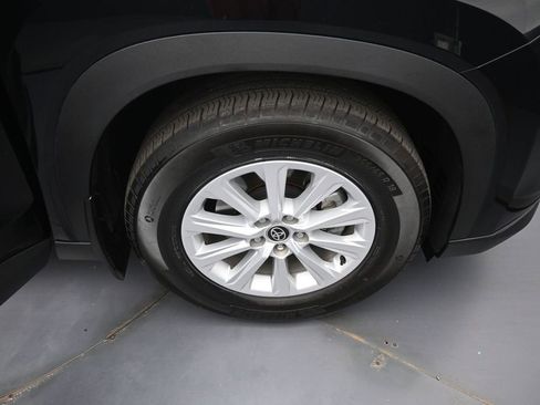 Used 2024 Toyota Grand Highlander AWD image 35