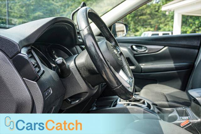 Used 2018 Nissan Rogue SV AWD/4WD image 19