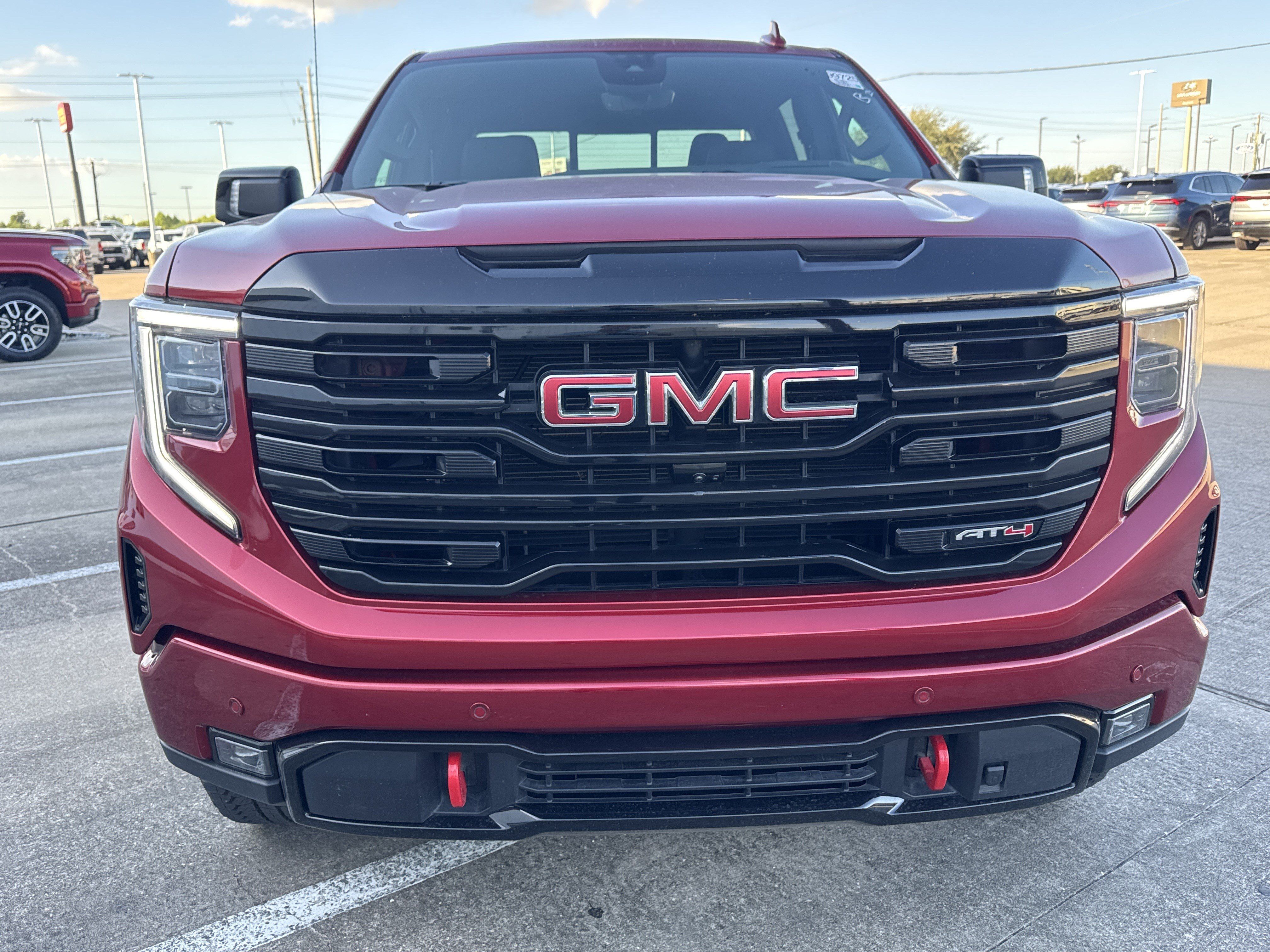 Used 2025 GMC Sierra 1500 AT4 w/ AT4 Premium Package AWD/4WD image 19