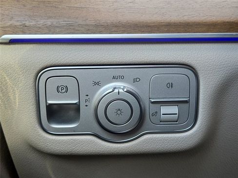 Used 2021 Mercedes-Benz GLE 350 4MATIC image 53