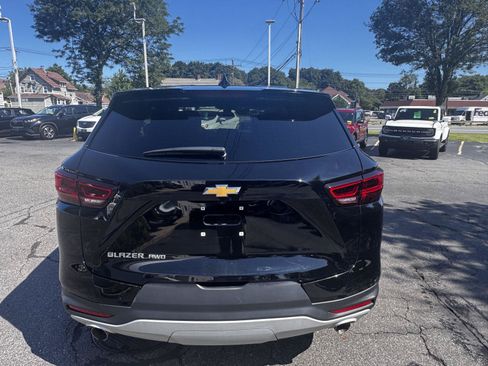 Certified 2025 Chevrolet Blazer LT AWD/4WD image 6