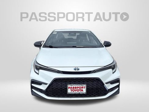 Used 2024 Toyota Corolla SE w/ Convenience Package FWD image 12