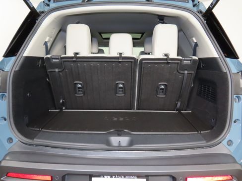 New 2026 Nissan Pathfinder SL image 39