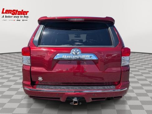 Used 2013 Toyota 4Runner SR5 w/ Convenience Pkg AWD/4WD image 4