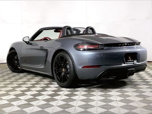 Used 2025 Porsche 718 Boxster image 3