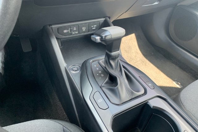 Used 2025 Kia K4 FWD image 22