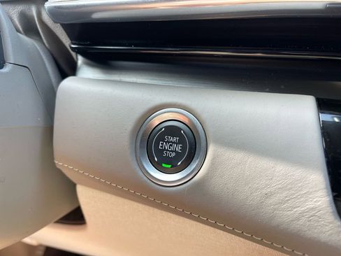 Used 2024 Cadillac Escalade Sport Platinum image 25