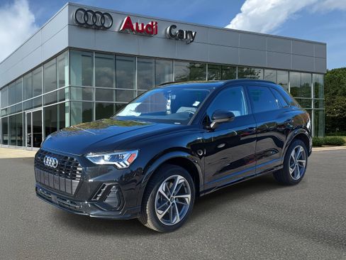 New 2025 Audi Q3 2.0T Premium image 1