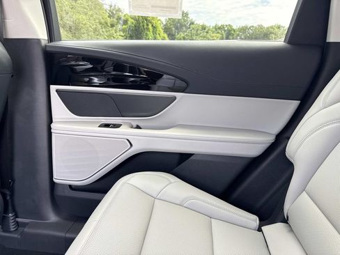New 2026 Lincoln Nautilus Premier AWD/4WD image 15