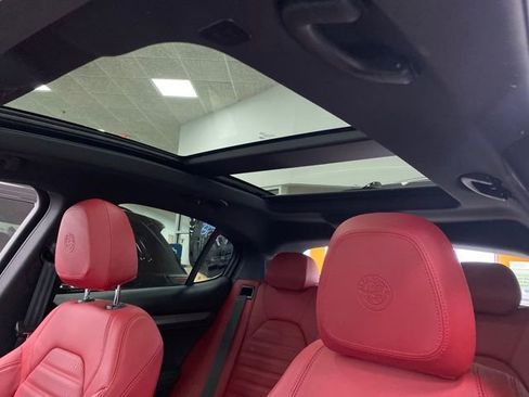 Used 2024 Alfa Romeo Stelvio Ti w/ Performance Driving Package image 16