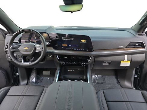 New 2026 Chevrolet Suburban High Country w/ LPO, Illumination Package AWD/4WD image 10