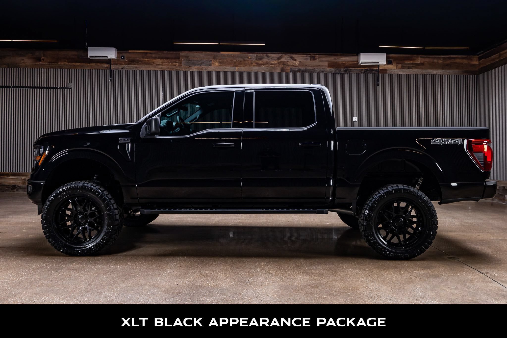 Used 2026 Ford F150 XLT w/ XLT Black Appearance Package AWD/4WD image 6