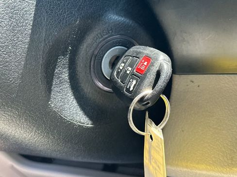 Used 2014 Toyota Camry LE FWD image 24
