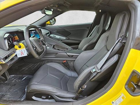 Used 2025 Chevrolet Corvette Stingray Coupe w/ 1LT RWD image 16