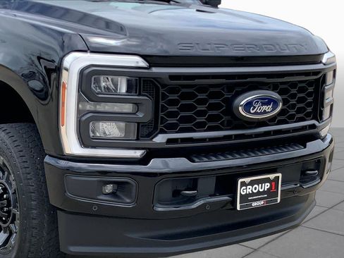 Used 2024 Ford F250 Lariat w/ Lariat Ultimate Package AWD/4WD image 29