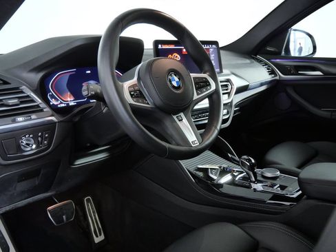 Used 2023 BMW X4 xDrive30i w/ M Sport Package AWD/4WD image 12