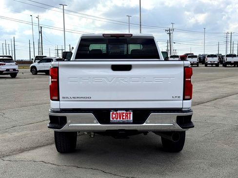 Used 2025 Chevrolet Silverado 3500 LTZ w/ LTZ Convenience Package image 8