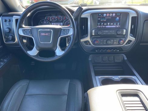 Used 2018 GMC Sierra 1500 SLT image 10