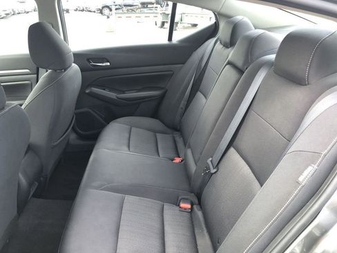 Used 2022 Nissan Altima 2.5 SV FWD image 19