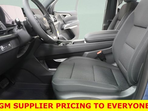 New 2026 Chevrolet Traverse LT w/ Sun and Wheel Package image 21