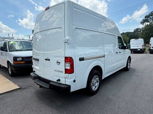 Used 2020 Nissan NV 3500 SV w/ Navigation Package RWD image 7