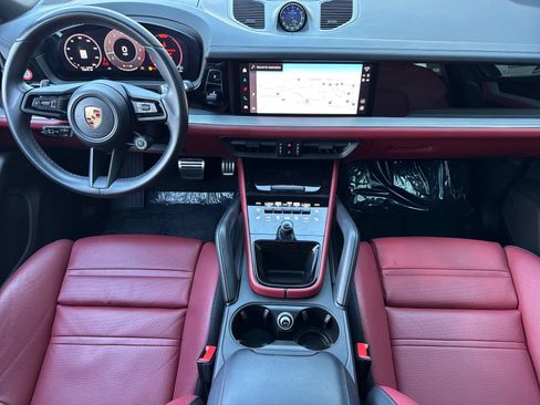 Certified 2024 Porsche Cayenne S AWD/4WD image 7