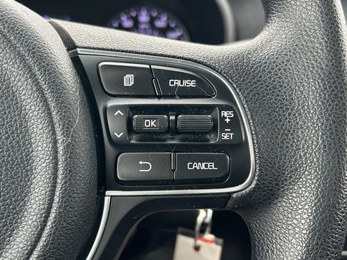 Used 2018 Kia Optima LX image 22