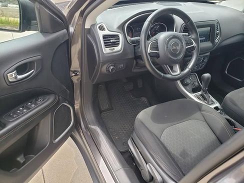 Used 2019 Jeep Compass Sport w/ Cold Weather Group AWD/4WD image 13